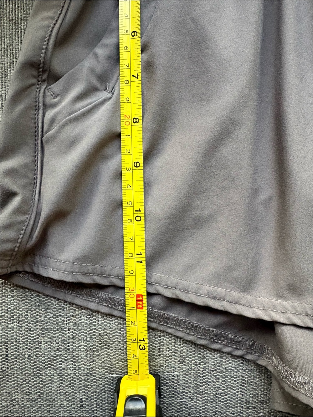Vuori Women’s Athletic Shorts XS Polyester Drawstring Zip Pocket Unlined - Picture 5 of 9